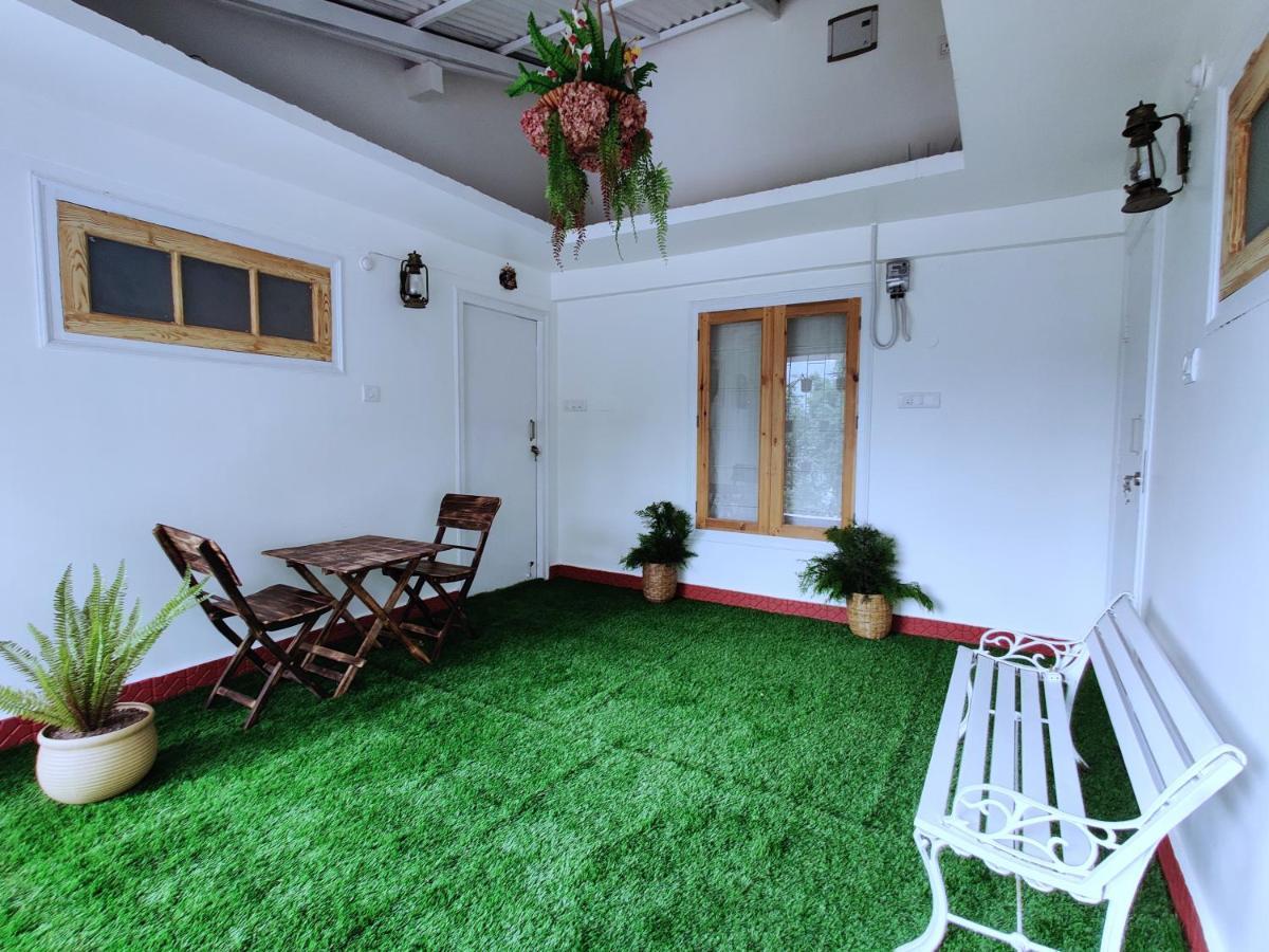 The Hilltop Haven Nainital Luaran gambar